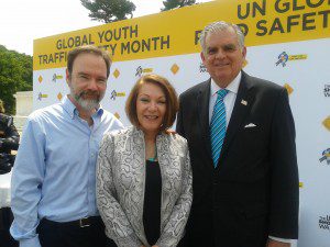 EndDD Founder, Joel Feldman (L) with his wife, Dianne Anderson and Ray LaHood, US Secretary of Transportation at the Global Youth Traffic Safety Month Launch at the Jefferson Memorial
